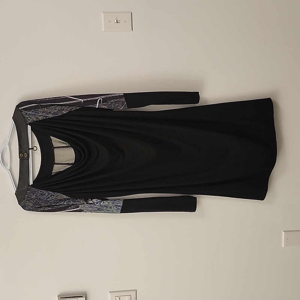 Save The Queen Multicolor Abstract Dress - Picture 6 of 11